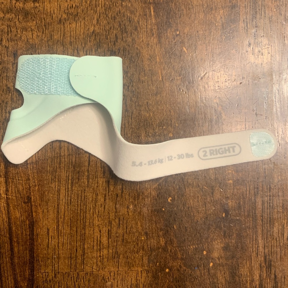 NEW owlet dream sock size 2